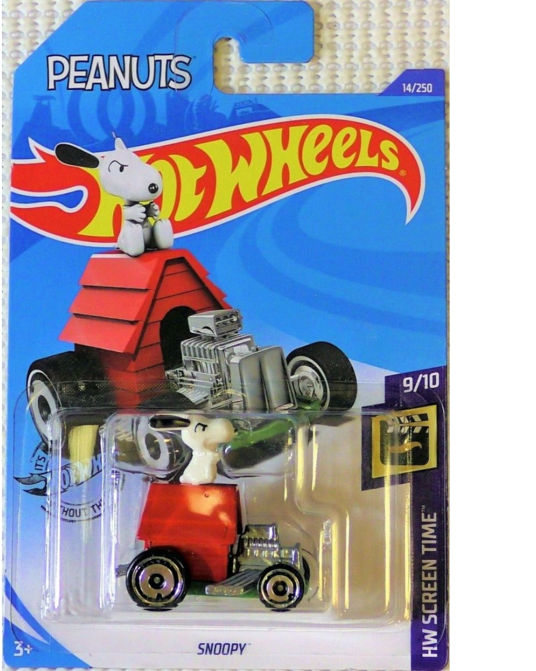 Hot Wheels 2020 HW Screen Time Series #14 Snoopy Red Drag Dog House